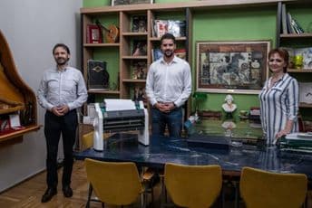 Škola Vasa Pavić dobila štampač na Brajevom pismu Škola Vasa Pavić dobila štampač na Brajevom pismu