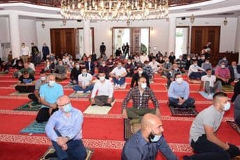 Proslava Ramazanskog Bajrama uz poštovanje distance Proslava Ramazanskog Bajrama uz poštovanje distance