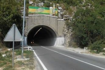 Budoš zatvoren za saobraćaj od devet sati do deset sati i 30 minuta Budoš zatvoren za saobraćaj od devet sati do deset sati i 30 minuta