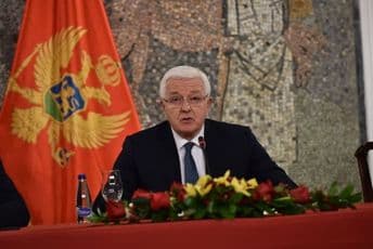 Ne igrajte se sa Crnom Gorom, za počiniocima ćemo tragati dok ih ne nađemo Ne igrajte se sa Crnom Gorom, za počiniocima ćemo tragati dok ih ne nađemo