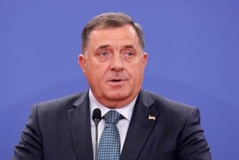 Dodik: Dogovoreno da maske na otvorenom ponovo budu obavezne