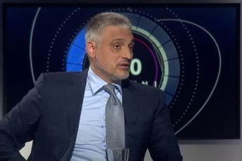 Čedomir Jovanović iz bolnice o protestu: Šta nije jasno Čedomir Jovanović iz bolnice o protestu: Šta nije jasno