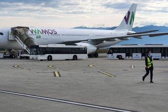 Sa Barbadosa u Podgoricu stigao avion sa 143 crnogorska pomorca Sa Barbadosa u Podgoricu stigao avion sa 143 crnogorska pomorca