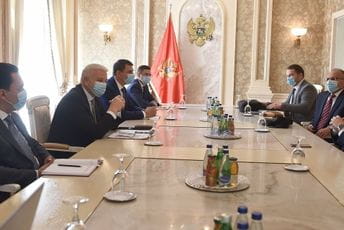 Za nastavak sveukupnog napretka presudna saradnja građanskih političkih i društvenih činilaca Za nastavak sveukupnog napretka presudna saradnja građanskih političkih i društvenih činilaca