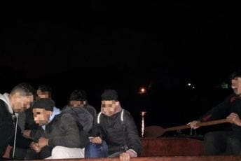 Državljanin Srbije uhapšen zbog pokušaja krijumčarenja migranata u BiH Državljanin Srbije uhapšen zbog pokušaja krijumčarenja migranata u BiH