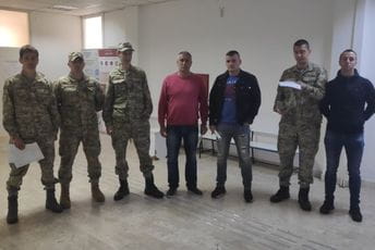 Osmoro pripadnika VCG dalo krv za povrijeđene u udesu Osmoro pripadnika VCG dalo krv za povrijeđene u udesu