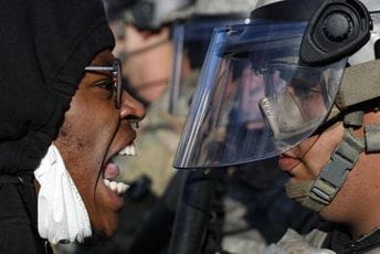 Mobilisani svi pripadnici Nacionalne garde u Minesoti, prvi put od Drugog svjetskog rata Mobilisani svi pripadnici Nacionalne garde u Minesoti, prvi put od Drugog svjetskog rata