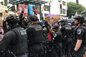 SAD: U neredima poginula jedna osoba SAD: U neredima poginula jedna osoba