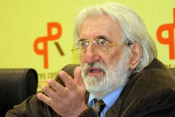 Mitrić: Na konstitutivnoj sjednici su morali da izaberu šefa parlamenta, Skupštinu su obezglavili Mitrić: Na konstitutivnoj sjednici su morali da izaberu šefa parlamenta, Skupštinu su obezglavili