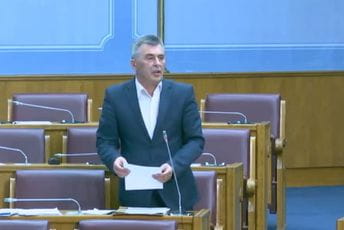 Đukanović: Cilj EPCG niži računi za struju Đukanović: Cilj EPCG niži računi za struju