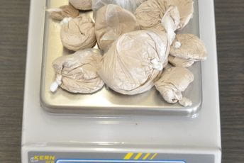 Narko - dilerka uhapšena u Podgorici Narko - dilerka uhapšena u Podgorici