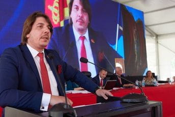 Carević Džakoviću: Gospodine lopove, sa kojim obrazom ste došli Carević Džakoviću: Gospodine lopove, sa kojim obrazom ste došli