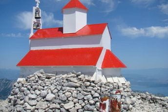 Amfilohije: Najljepši osjećaj u životu, helikopter nosi hram... Amfilohije: Najljepši osjećaj u životu, helikopter nosi hram...