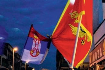 Разметање политичком величином Разметање политичком величином