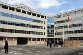 Dozvola za boravak se ne prekida ako je istekla poslije 17. marta Dozvola za boravak se ne prekida ako je istekla poslije 17. marta