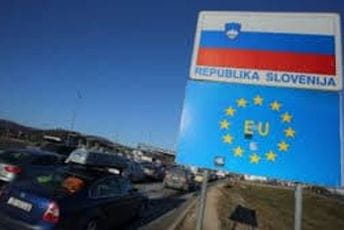 Putnici iz Srbije, Kosova i BiH ne mogu u Sloveniju bez testa na koronu Putnici iz Srbije, Kosova i BiH ne mogu u Sloveniju bez testa na koronu