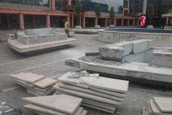 Nastavljeni radovi na Rimskom trgu, uskoro u funkciji centralna fontana Nastavljeni radovi na Rimskom trgu, uskoro u funkciji centralna fontana