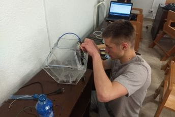 Drugoplasirani idejni projekat automatizovane pametne saksije studenata Elektrotehničkog fakulteta UCG Drugoplasirani idejni projekat automatizovane pametne saksije studenata Elektrotehničkog fakulteta UCG