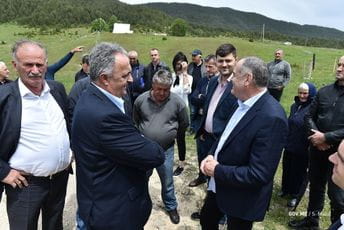 Simović na Žabljaku: Projekti za unapređenje infrastrukture i kvalitetniji život Simović na Žabljaku: Projekti za unapređenje infrastrukture i kvalitetniji život