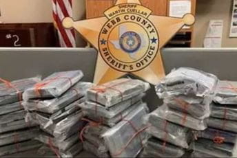 Kupio automobil na aukciji i u njemu pronašao 34 kilograma kokaina Kupio automobil na aukciji i u njemu pronašao 34 kilograma kokaina