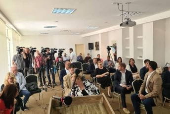 Smijenjeni Carević i Radović, Bulatović da obavlja dužnost predsjednika Opštine Smijenjeni Carević i Radović, Bulatović da obavlja dužnost predsjednika Opštine