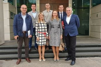 Oko 200.000 eura za pet Covid-19 projekata Oko 200.000 eura za pet Covid-19 projekata