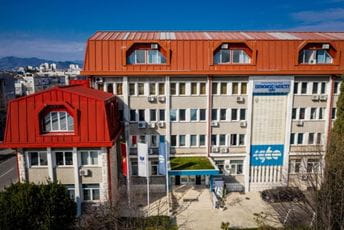 Naučna aktivnost Ekonomskog fakulteta rezultat spoja nauke i struke Naučna aktivnost Ekonomskog fakulteta rezultat spoja nauke i struke