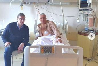 Vučić posjetio Mandića na VMA Vučić posjetio Mandića na VMA