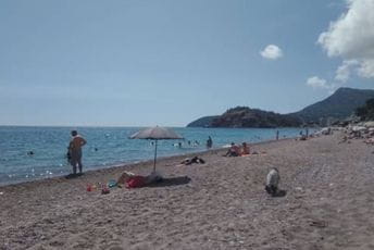 Pogledajte kako je danas bilo na crnogorskom primorju Pogledajte kako je danas bilo na crnogorskom primorju