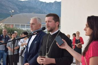 Gojko Perović: Policija može da piše prijave koliko ih volja, mi smo zaraženi Božijom ljubavlju! Gojko Perović: Policija može da piše prijave koliko ih volja, mi smo zaraženi Božijom ljubavlju!