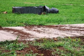 Oštećena bista Nikole Kovačevića Oštećena bista Nikole Kovačevića