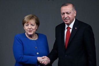 Erdogan i Merkel razgovarali o borbi protiv koronavirusa Erdogan i Merkel razgovarali o borbi protiv koronavirusa