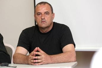 Vučinić: Politika SPC i Vlade jeste zlo koje maršira Crnom Gorom i neće se završiti dobro Vučinić: Politika SPC i Vlade jeste zlo koje maršira Crnom Gorom i neće se završiti dobro