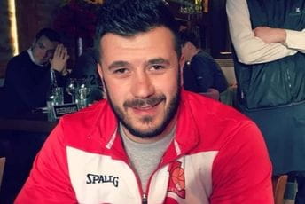 Cetinjanin pozitivan na Covid19 : Nemam temperaturu, ali imam jake bolove, ne širite paniku Cetinjanin pozitivan na Covid19 : Nemam temperaturu, ali imam jake bolove, ne širite paniku