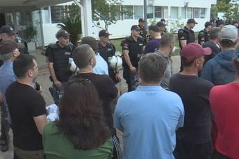 Milan Carević u kućnom pritvoru Milan Carević u kućnom pritvoru