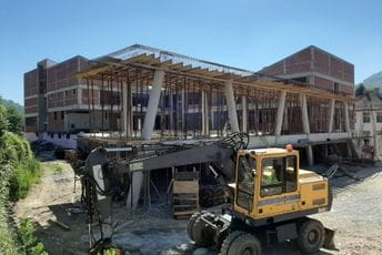 Uprava javnih radova: Napreduje izgradnja škole u Bijelom Polju Uprava javnih radova: Napreduje izgradnja škole u Bijelom Polju