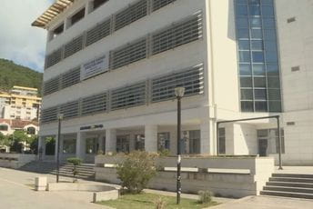 Nastavljen dijalog predstavnika političkih partija u Budvi Nastavljen dijalog predstavnika političkih partija u Budvi