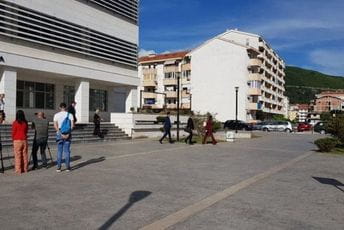 Nakon političkog dijaloga u Budvi bez izjava za medije Nakon političkog dijaloga u Budvi bez izjava za medije