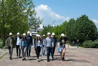 Pametna zgrada sa senzorima za smanjenje rizika od zemljotresa Pametna zgrada sa senzorima za smanjenje rizika od zemljotresa