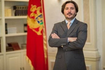 Divanović: Kuč i Bulatović već od ponedjeljka moraju startovati sa poslom Divanović: Kuč i Bulatović već od ponedjeljka moraju startovati sa poslom