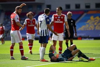 Arsenal poveo protiv Brajtona, pa izgubio utakmicu u 95. minutu Arsenal poveo protiv Brajtona, pa izgubio utakmicu u 95. minutu