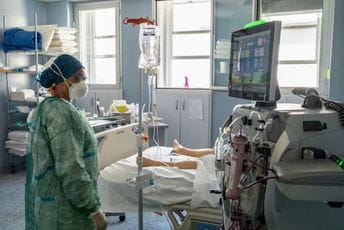 U Italiji nova 262 slučaja koronavirusa, preminulo još 49 ljudi U Italiji nova 262 slučaja koronavirusa, preminulo još 49 ljudi