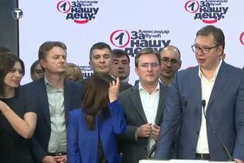 Mandić čestitao Vučiću pobjedu: Vaš rad izaziva zavist kod režima u Podgorici Mandić čestitao Vučiću pobjedu: Vaš rad izaziva zavist kod režima u Podgorici