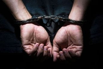 Sveštenik ušao u CG bez dokumenata, kažnjen sa 60 eura Sveštenik ušao u CG bez dokumenata, kažnjen sa 60 eura