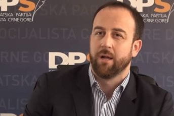 Nikolić: Radulović postao ministar, pa se sjetio da je radio za nedemokratsku vladu Nikolić: Radulović postao ministar, pa se sjetio da je radio za nedemokratsku vladu