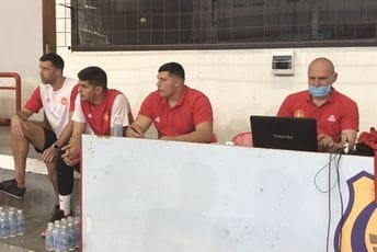 Profesori Univerziteta Crne Gore u Tivtu testirali seniorsku i mladu košarkašku reprezentaciju Crne Gore Profesori Univerziteta Crne Gore u Tivtu testirali seniorsku i mladu košarkašku reprezentaciju Crne Gore