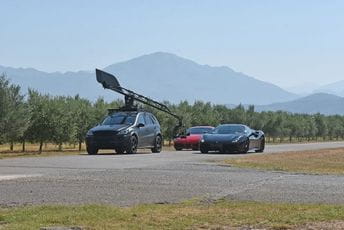 Projekat „VR Montenegro“ doveo Ferrari World u Crnu Goru Projekat „VR Montenegro“ doveo Ferrari World u Crnu Goru