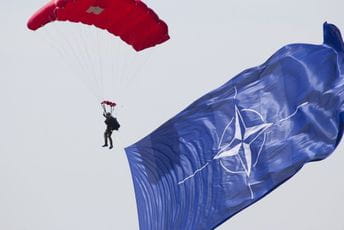 Visoki francuski oficir u NATO-u uhapšen zbog špijunaže za Ruse
