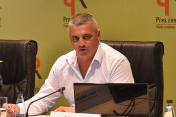 Mijović: Djeca u osmom i devetom razredu počinju da uzimaju drogu, uzimaju po 200 eura na kamatu za kokain Mijović: Djeca u osmom i devetom razredu počinju da uzimaju drogu, uzimaju po 200 eura na kamatu za kokain