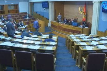 Izglasan Zakon o životnom partnerstvu lica istog pola Izglasan Zakon o životnom partnerstvu lica istog pola